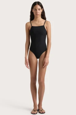 Atika One Piece Black