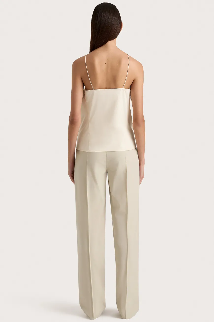 Etienne Top Off White