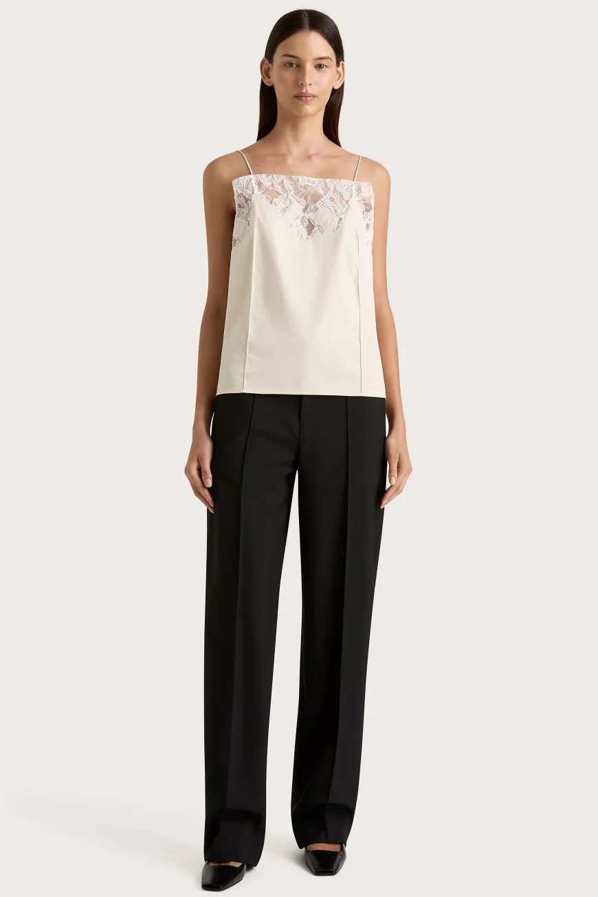 Etienne Top Off White
