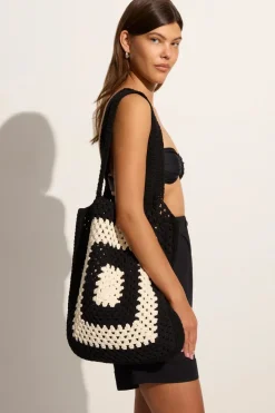 Ostia Crochet Bag Black/Off White